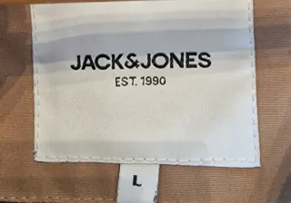 Chaqueta beige Jack & Jones con capucha