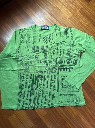 Camiseta Desigual verde con estampado