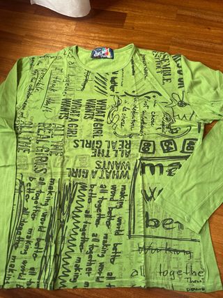 Camiseta Desigual verde con estampado