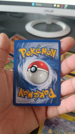 Carta Pokémon preguntar por precio.