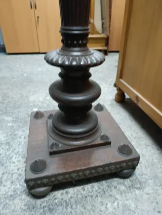 Antiguo Pedestal / Columna de Madera Tallada- 1880