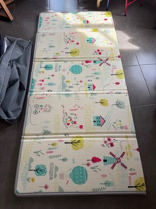 Alfombra infantil acolchada y plegable 180x200