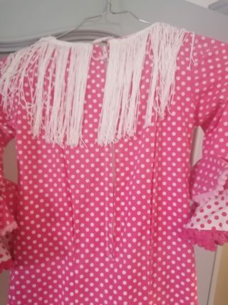 Vestido de flamenca para niña