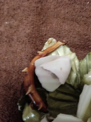 Medaglione Capodimonte Rose Porcellana