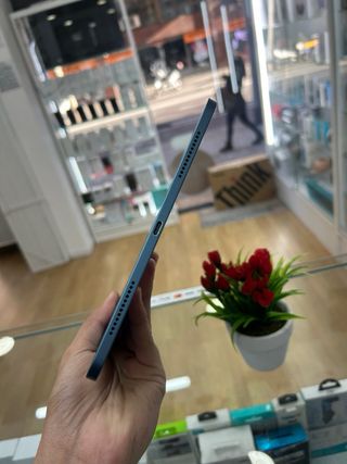 Apple Ipad Air 5th Gen M1 256Gb Azul Semi Nuevo