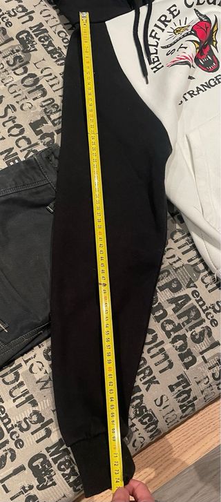 Sudadera Stranger Things Hellfire Club Talla XS