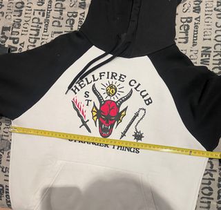 Sudadera Stranger Things Hellfire Club Talla XS