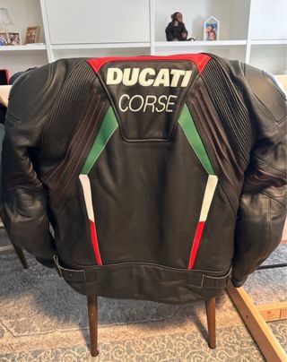 Chaqueta Piel Ducati Talla 50 Dainese