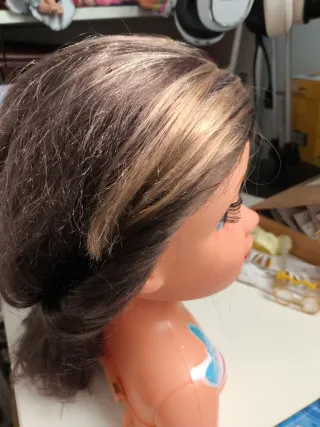 Cabeza de peinados Nancy