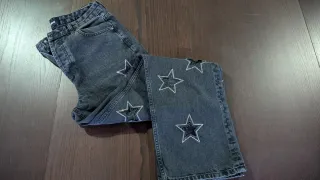 Pantalón Desigual estrellas negro talla 40