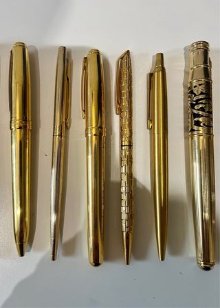 Lote 15 bolígrafos chapados en oro + 1 mechero