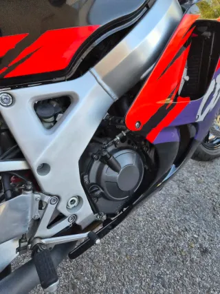 Honda CBR 900 RR FireBlade SC28 Negra/Roja