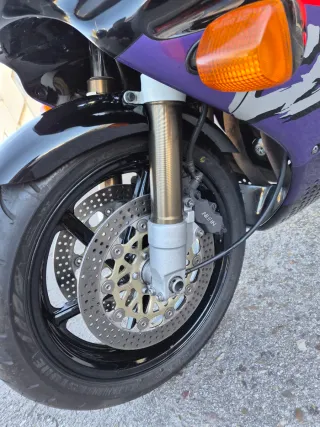 Honda CBR 900 RR FireBlade SC28 Negra/Roja