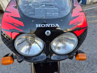 Honda CBR 900 RR FireBlade SC28 Negra/Roja