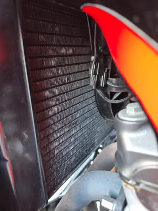Honda CBR 900 RR FireBlade SC28 Negra/Roja