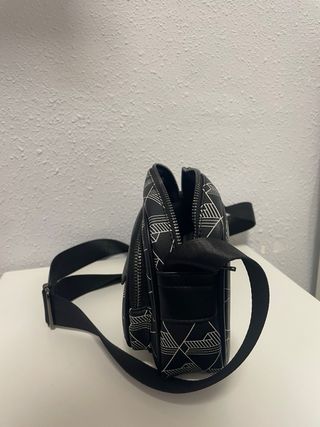 Riñonera Lacoste Negra y Blanca