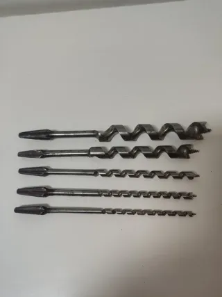 Taladro antiguo de manivela + 5 brocas