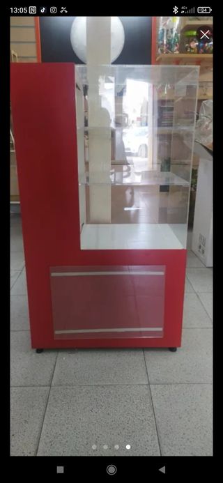 Expositor metacrilato con luz