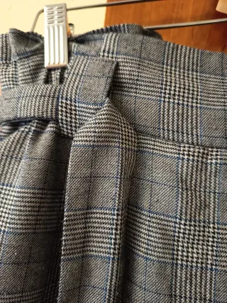 Pantalón de vestir cuadros gris