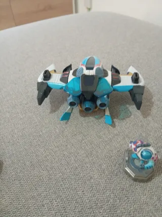 Nave y figura Starlink Battle for Atlas