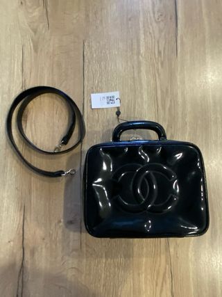 Borsa Chanel Vanity Case Pelle Vernice Nera
