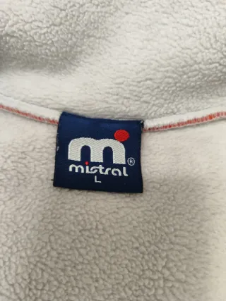 Forro polar Montbell rojo y gris