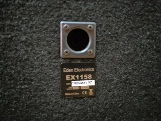 Ampeg V4BH + 2 Bafles Eden