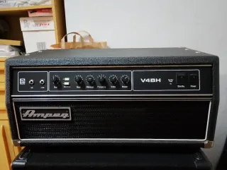Ampeg V4BH + 2 Bafles Eden