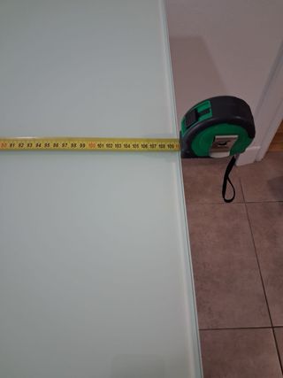 Mesa de comedor cristal y metal