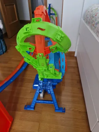 Pistas y coches Hot Wheels