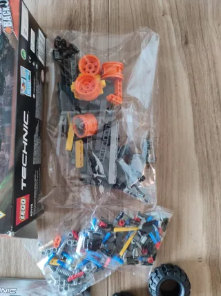 LEGO Technic 42119 Monster Jam Max-D