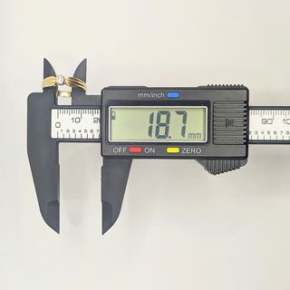 Solitario oro combinado 18k circonita, 2.37g, T-19