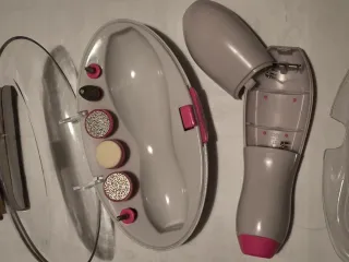 Set fresa manicure e pedicure 6 accessori.