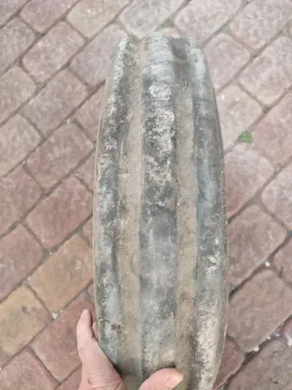 Rueda 5.50-16 A. T. Se utilizó para un tractor.