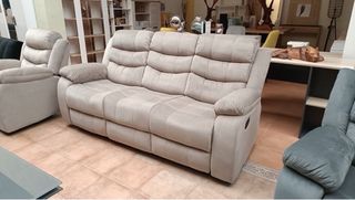 SILLON RECLINABLE MUY COMODO