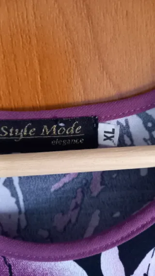 Blusa de mujer con estampado floral