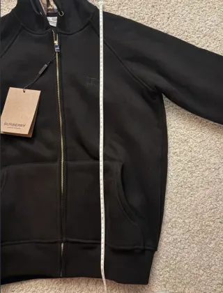 Sudadera Burberry Negra con Capucha