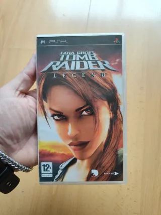 Lara Croft Tomb Raider PSP