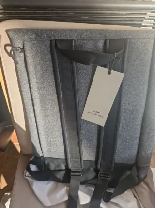 Mochila Ucon Acrobatics gris y negra