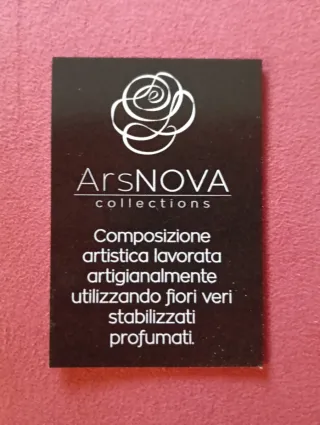 Rosa stabilizzata in vaso di vetro