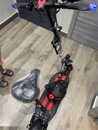 Patinete Eléctrico con Asiento