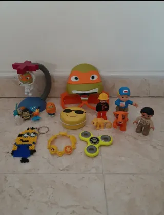 Lote Juguetes: Minions, Tortuga Ninja y más
