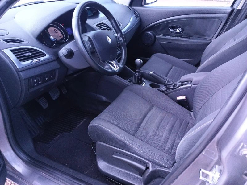 Renault Mégane 1.2 TCE Energy Limited S&S 2015, foto 7