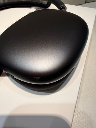 Apple AirPods Max Space Gray