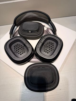 Apple AirPods Max Space Gray