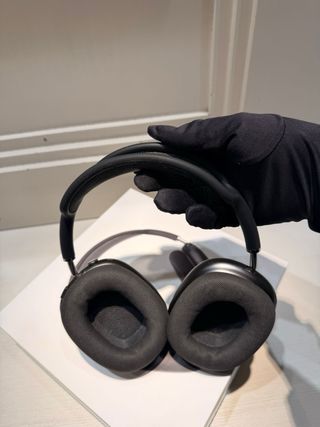 Apple AirPods Max Space Gray