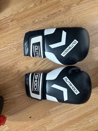 Guantes Boxeo Rojos 8oz - Negros 14oz