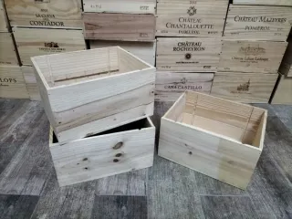 Confezione da 3 scatole in legno per scaffali