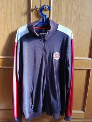 Sudadera FC St. Pauli Marrón y Roja