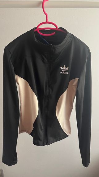 Chaqueta Adidas Mujer Beige y Negra